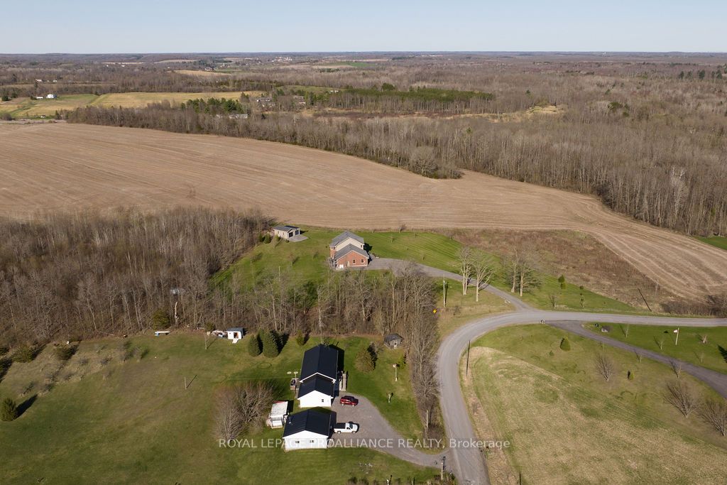 260 Smith Road, Belleville, ON K0K 3E0
