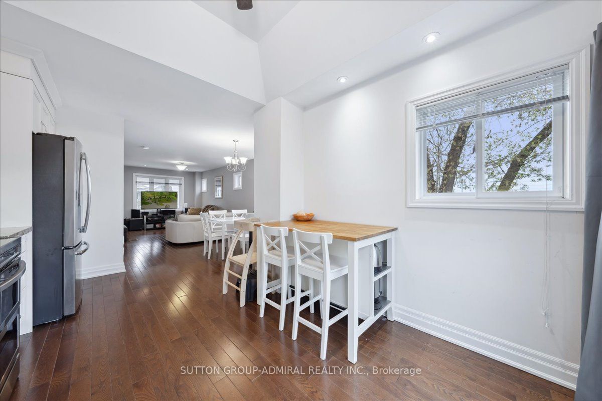 11 Bowie Avenue