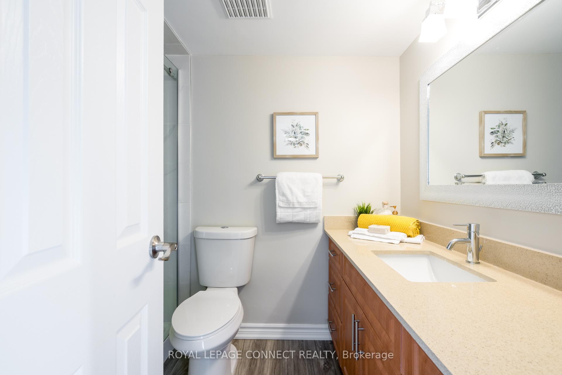 2 Bedrooms Condo at 270 Palmdale,  Toronto For sale