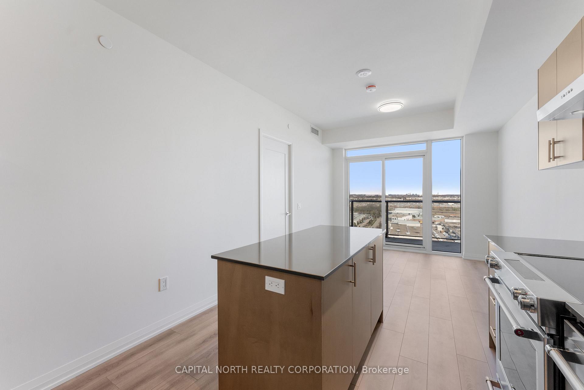 2 Bedrooms Condo at 8960 Jane,  Vaughan For sale