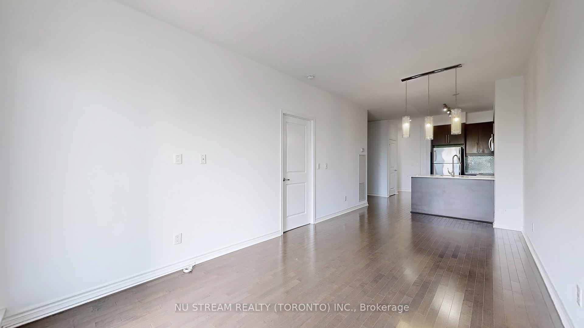 2 Bedrooms Condo at 2885 Bayview, Toronto For sale