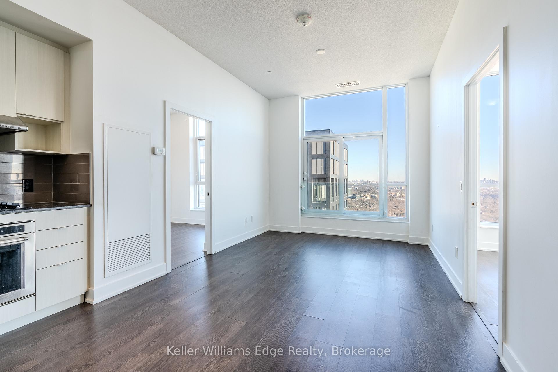2 Bedrooms Condo at 7 Mabelle,  Toronto For sale