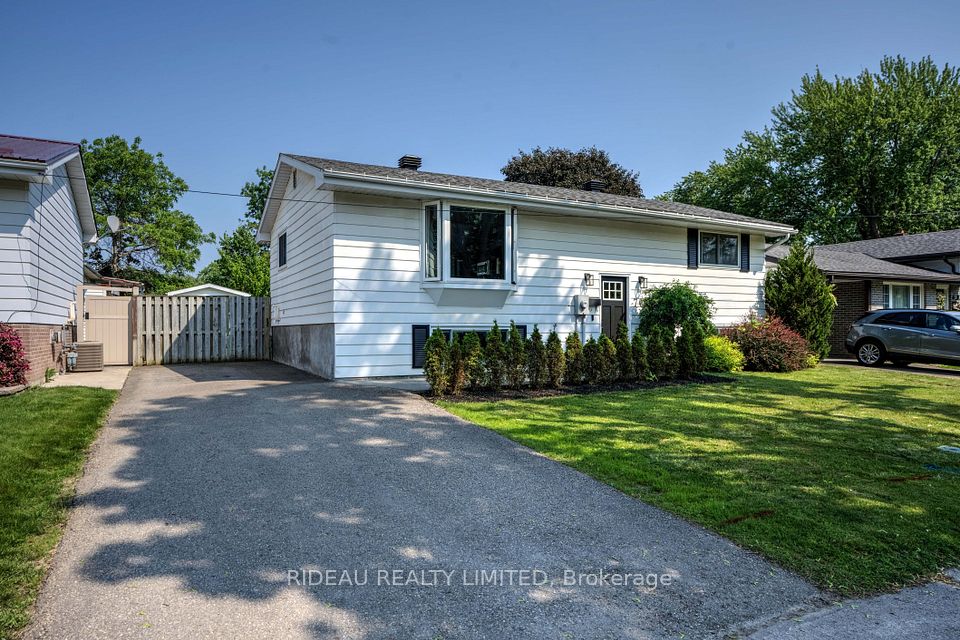 701 Laurier Boulevard, Brockville, ON K6V 5Y3