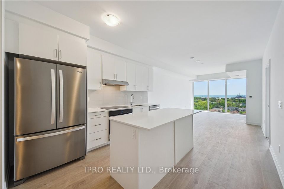 #1408 - 1035 Southdown Road, Mississauga, ON L5J 0A3