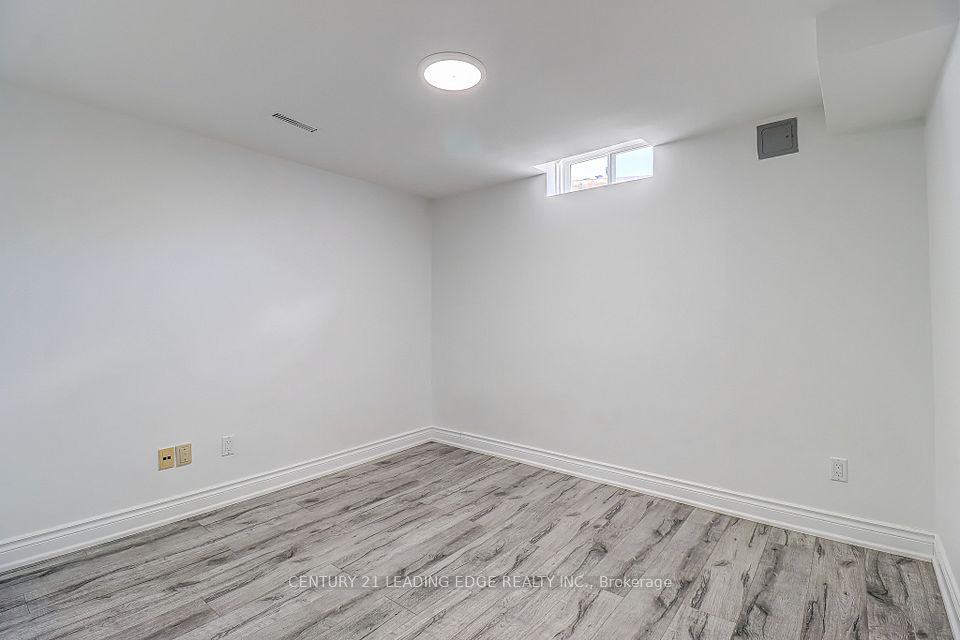 https://trreb-image.ampre.ca/MpmXDP_AhZFNCgk9m5quWzRCjB5NiQVJ66tH9yVIA0w/rs:fit:960:960/wm:.5:so:0:50:.4/wmsh:10/wmt:PHNwYW4gZm9yZWdyb3VuZD0nd2hpdGUnIGZvbnQ9JzY4Jz5DRU5UVVJZIDIxIExFQURJTkcgRURHRSBSRUFMVFkgSU5DLiwgQnJva2VyYWdlPC9zcGFuPg/L3RycmViL2xpc3RpbmdzLzQxLzA1LzYwLzMwL3AvOGE2MTBkMWYtYzMxMy00ZjMwLThkMzAtMjA5OTU4ZDBiMjNjLmpwZw.jpg