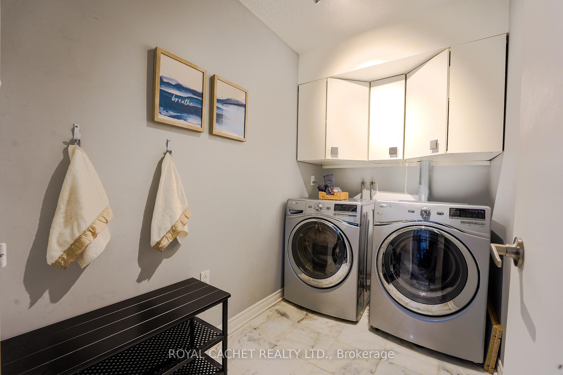 3 Bedrooms Condo at 75 Graydon Hall, Toronto For sale