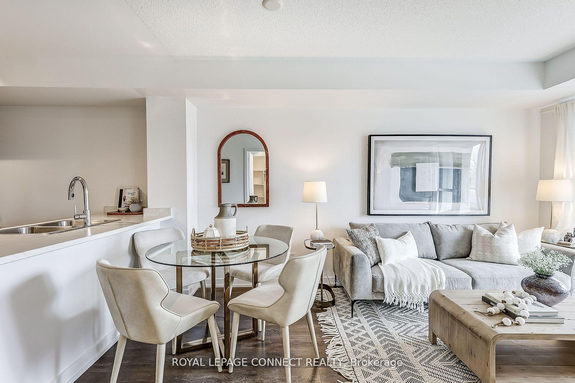 1 Bedroom Condo at 8 Trent, Toronto For sale