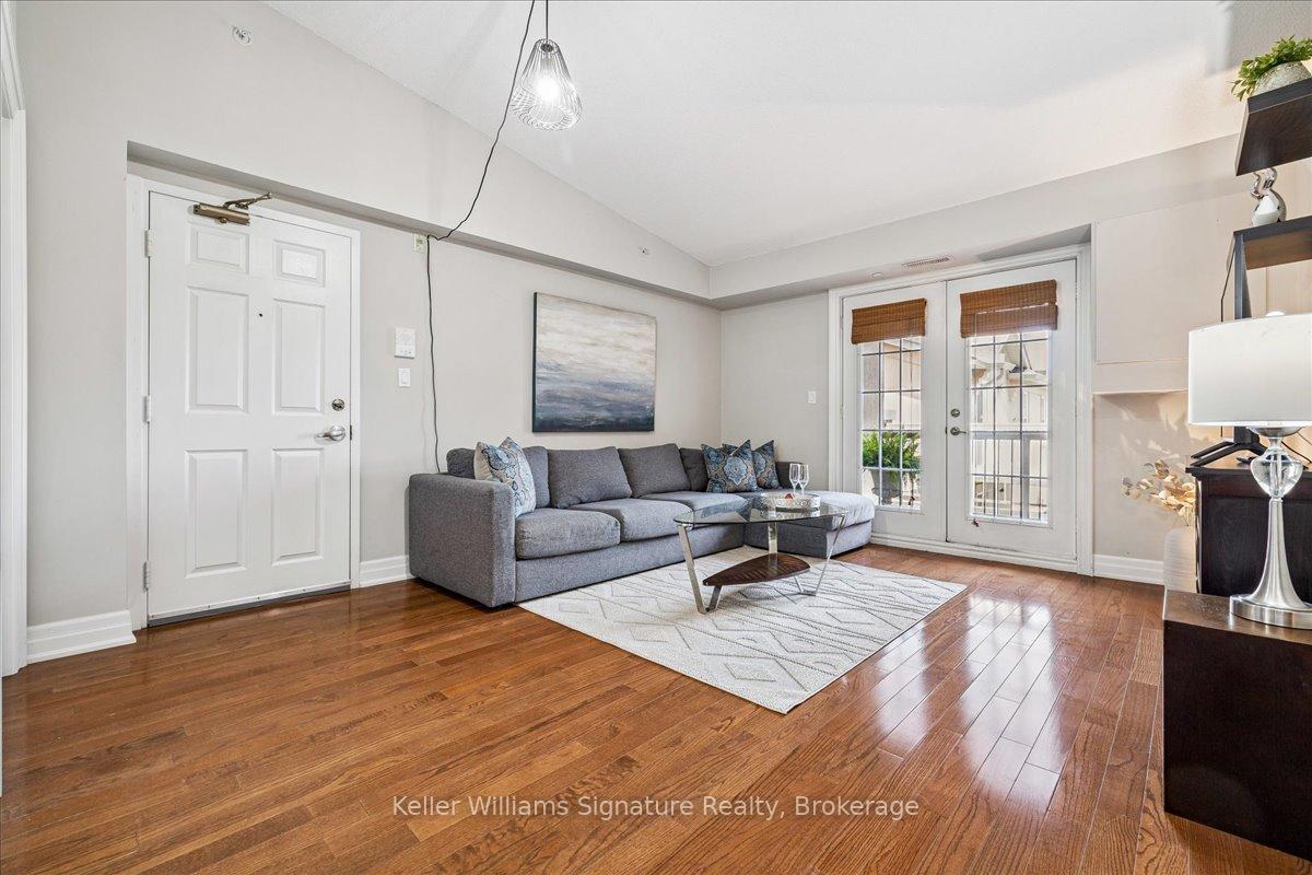 1 Bedroom Condo at 1470 Bishops, Oakville For sale