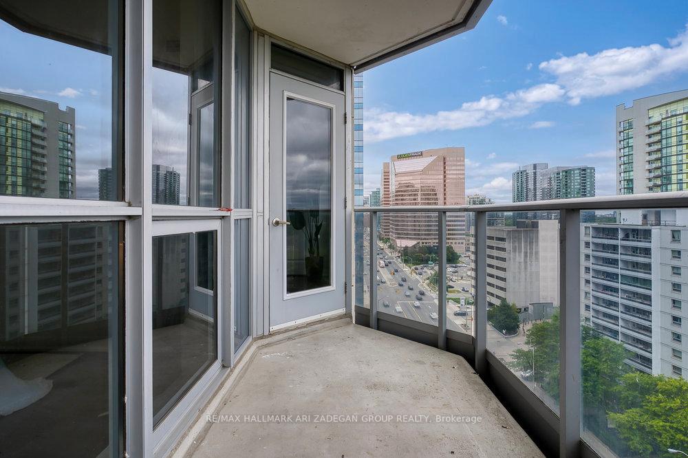 3 Bedrooms Condo at 5791 Yonge, Toronto For sale