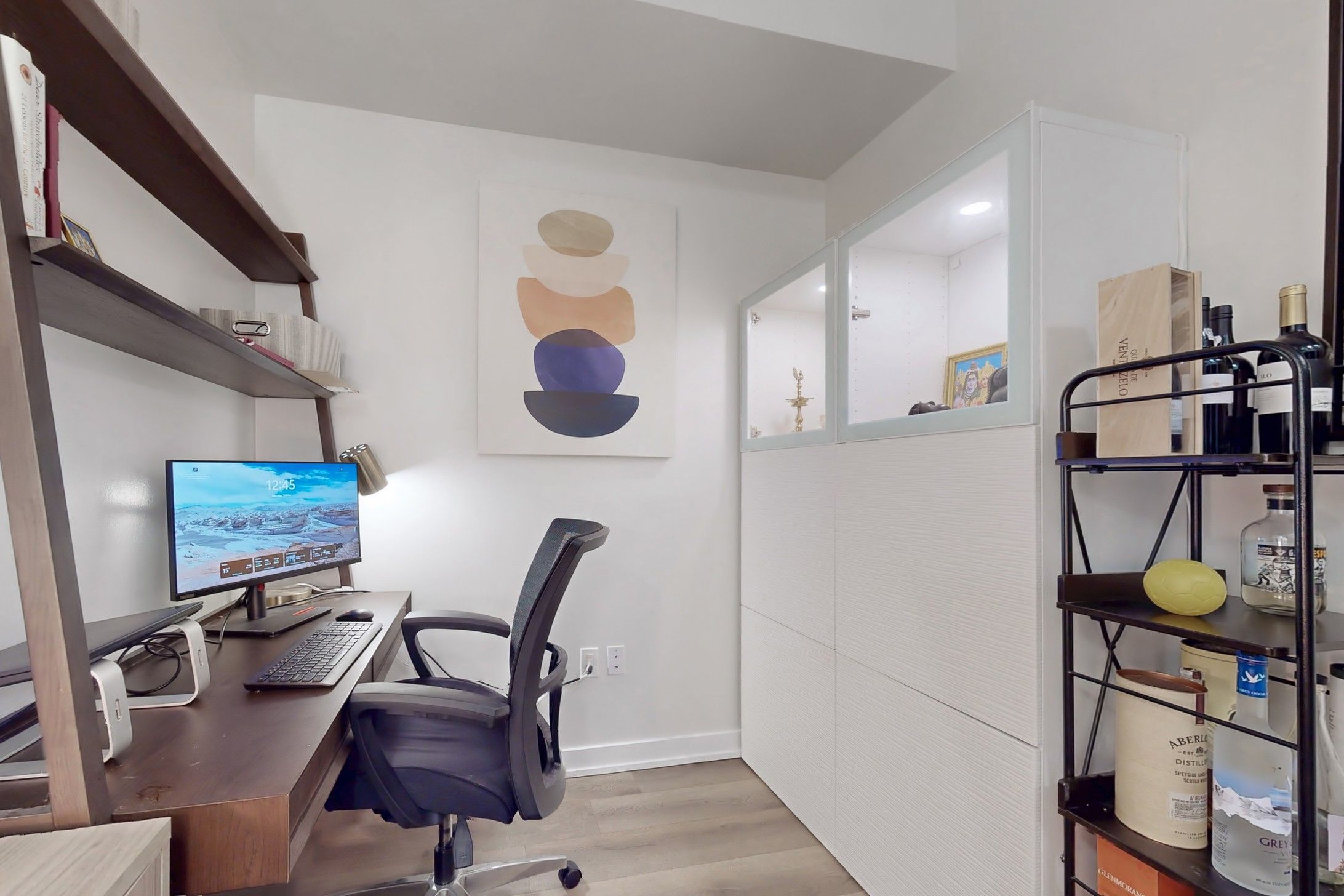 38 Iannuzzi Street 721