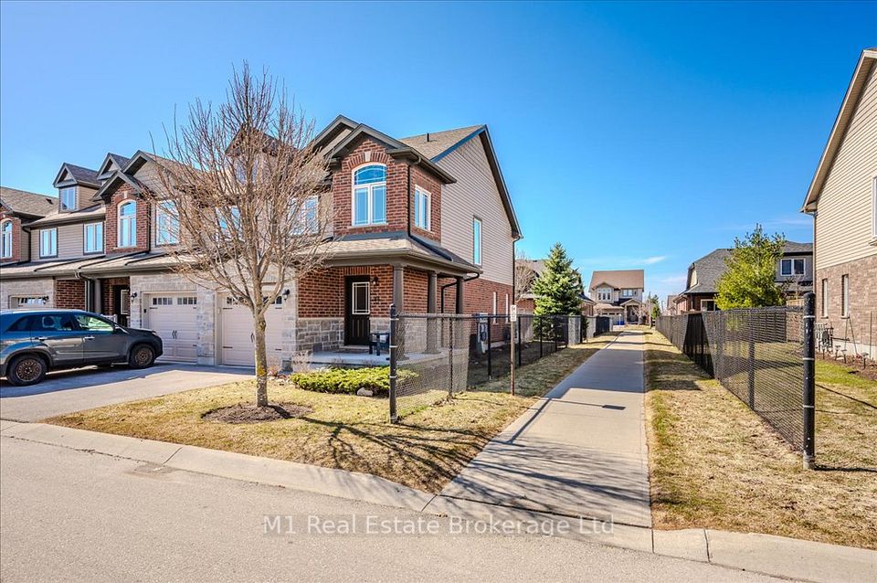 46 Tanton Avenue, Centre Wellington, ON N1M 0C3