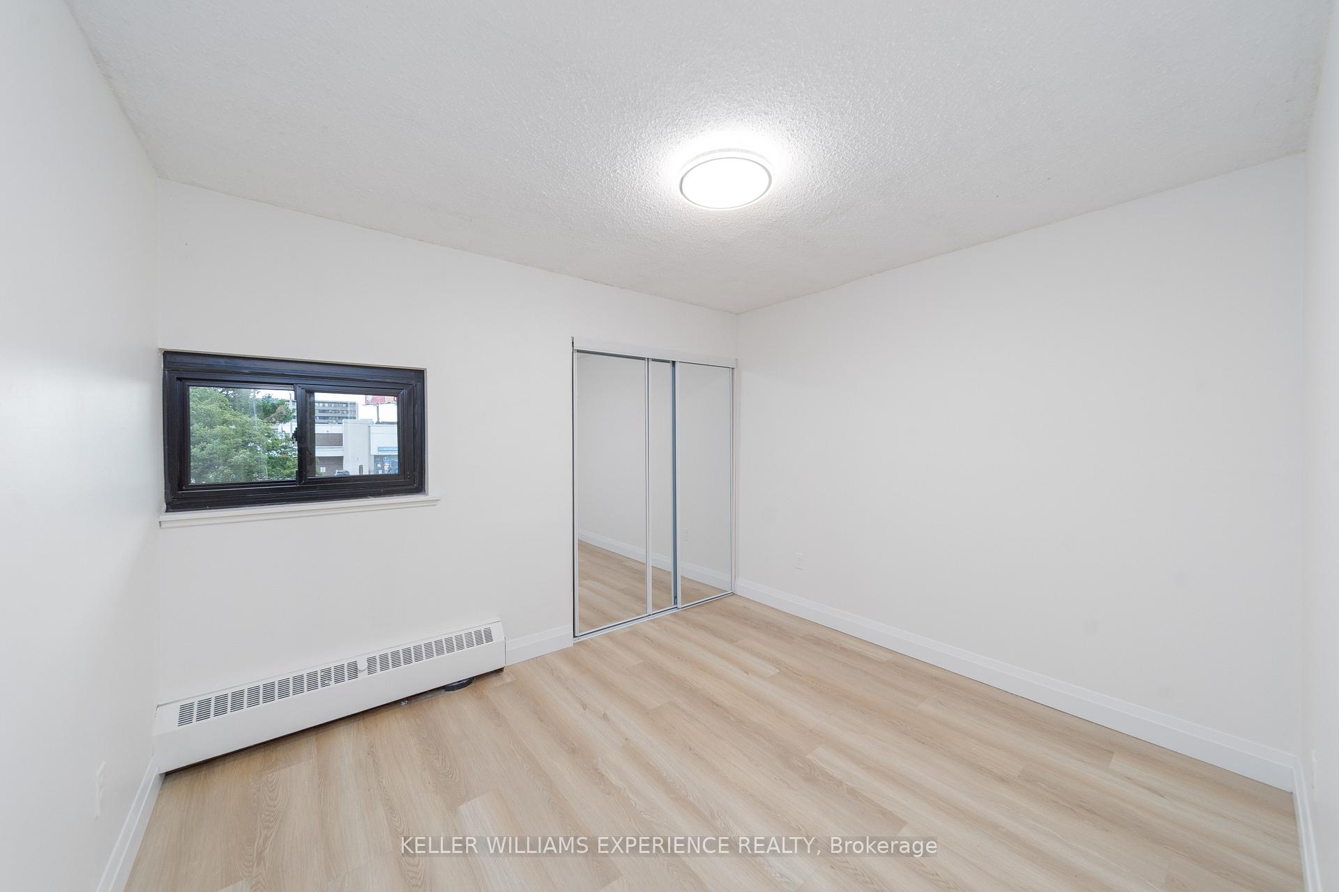 4 Bedrooms Condo at 4661 Jane, Toronto For sale