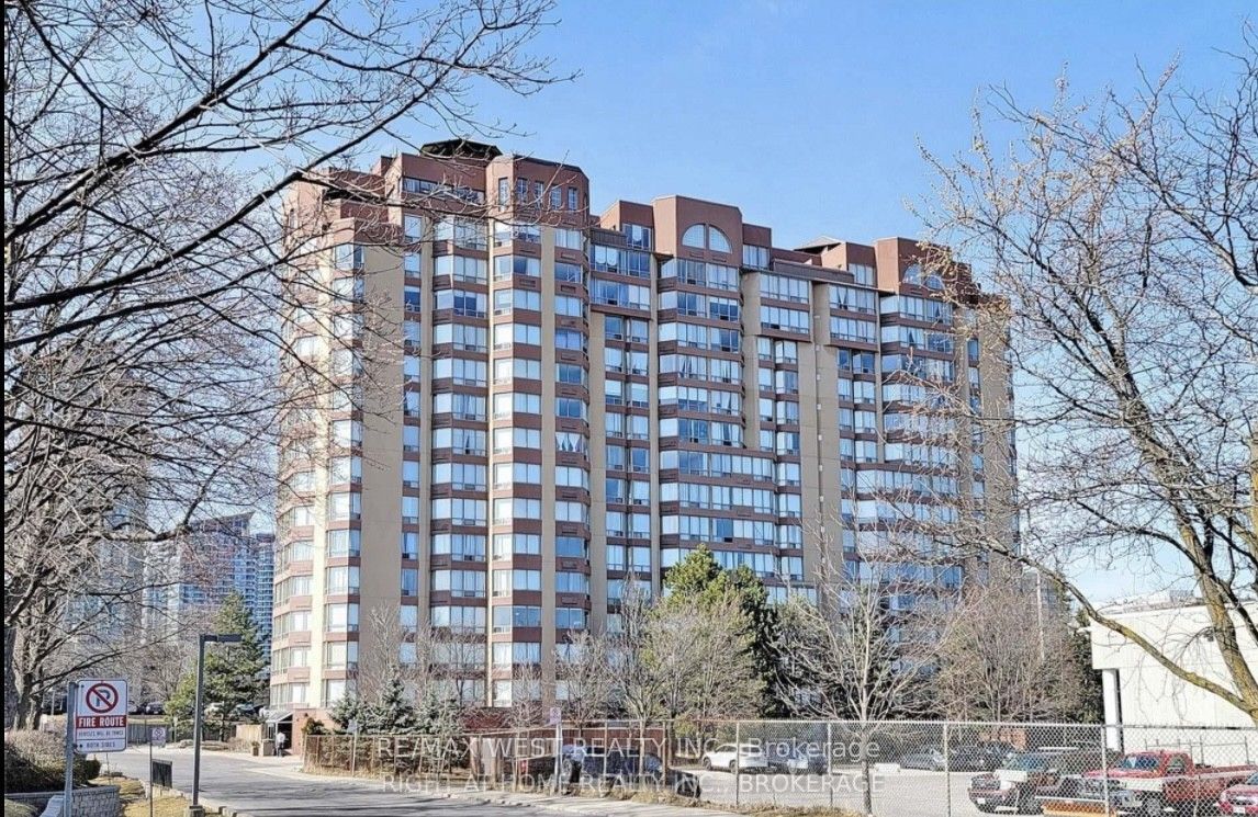 #UPH1 - 25 Fairview Road, Mississauga, ON L5B 3Y8