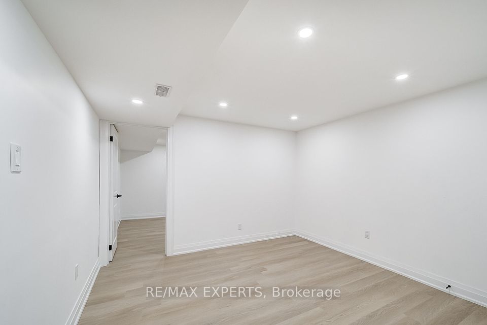 85 Villa Park Drive