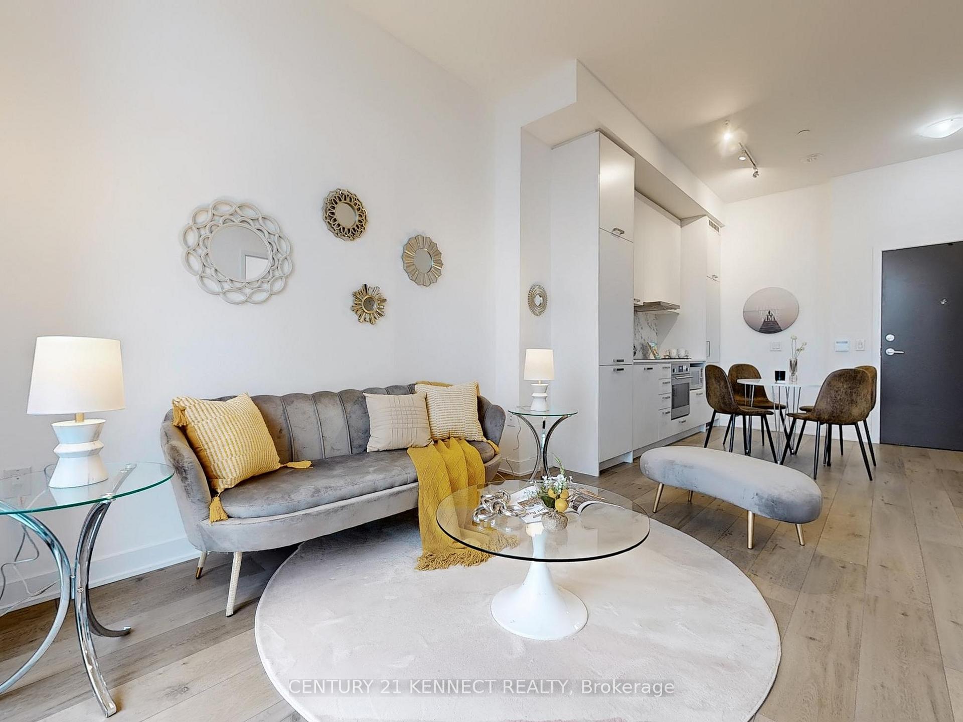 1 Bedroom Condo at 10 Honeycrispy, Vaughan For sale
