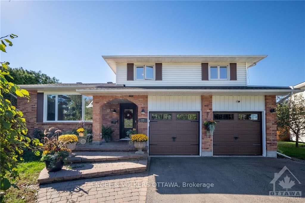 22 STROUGHTON Crescent, StittsvilleMunsterRichmond, ON K0A 1B0