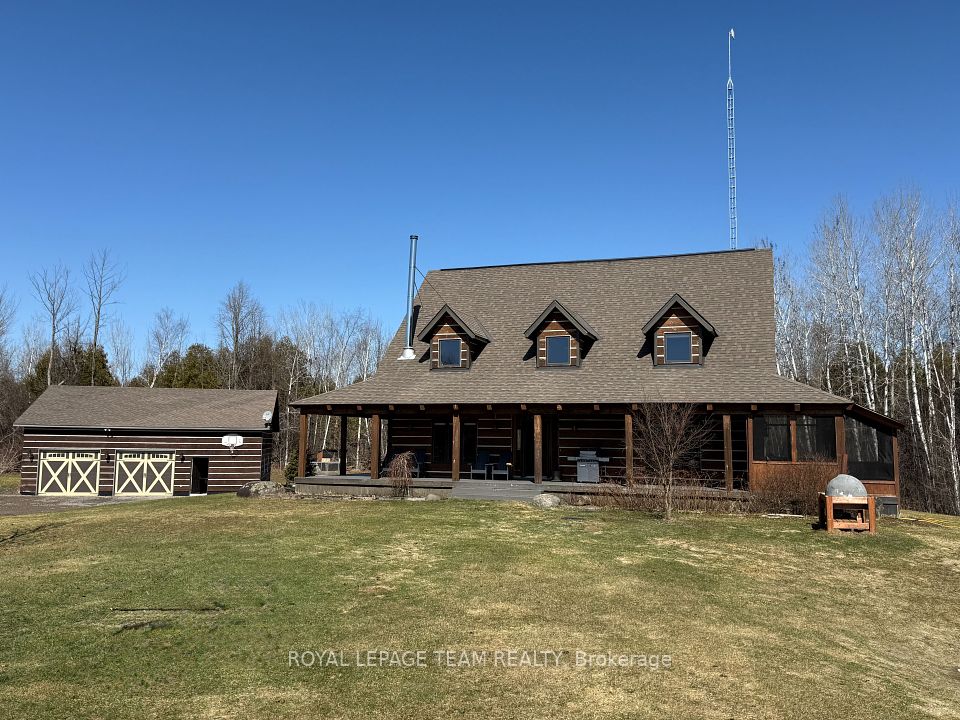 453 SNOWDONS CORNERS