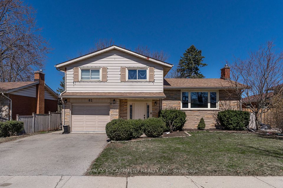 82 DREGER Avenue