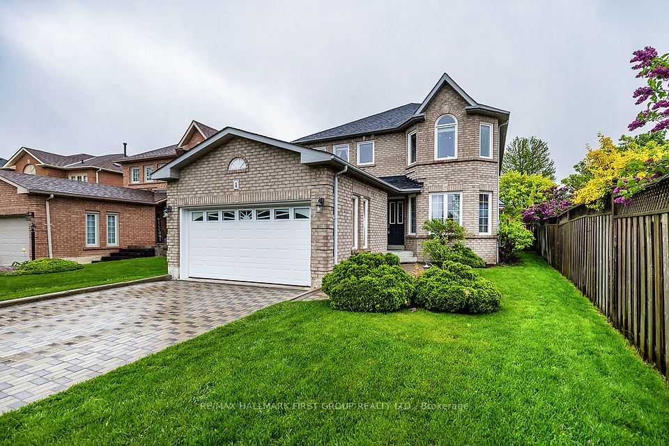 1 Watersdown Crescent, Whitby, ON L1R 1Z1