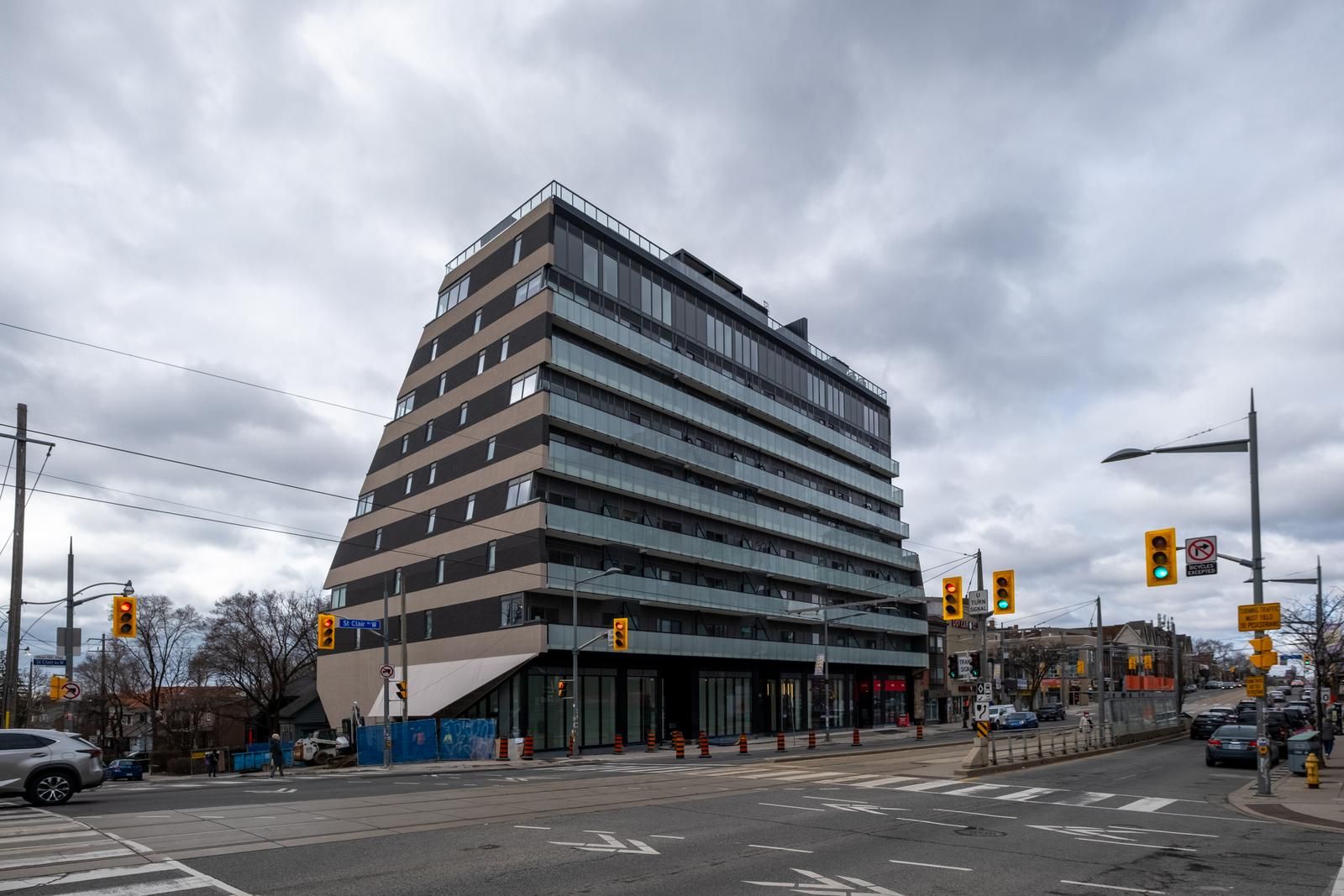 863 St Clair Avenue W 309