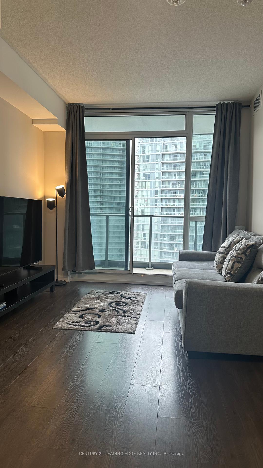 2 Bedrooms Condo at 50 FOREST MANOR,  Toronto For sale