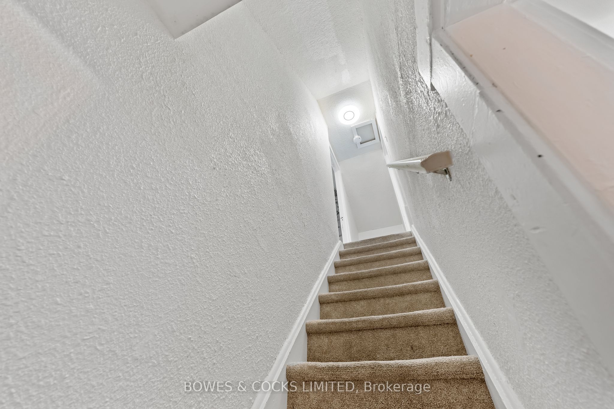 283 Lake Street, Peterborough, ON K9J 2H5