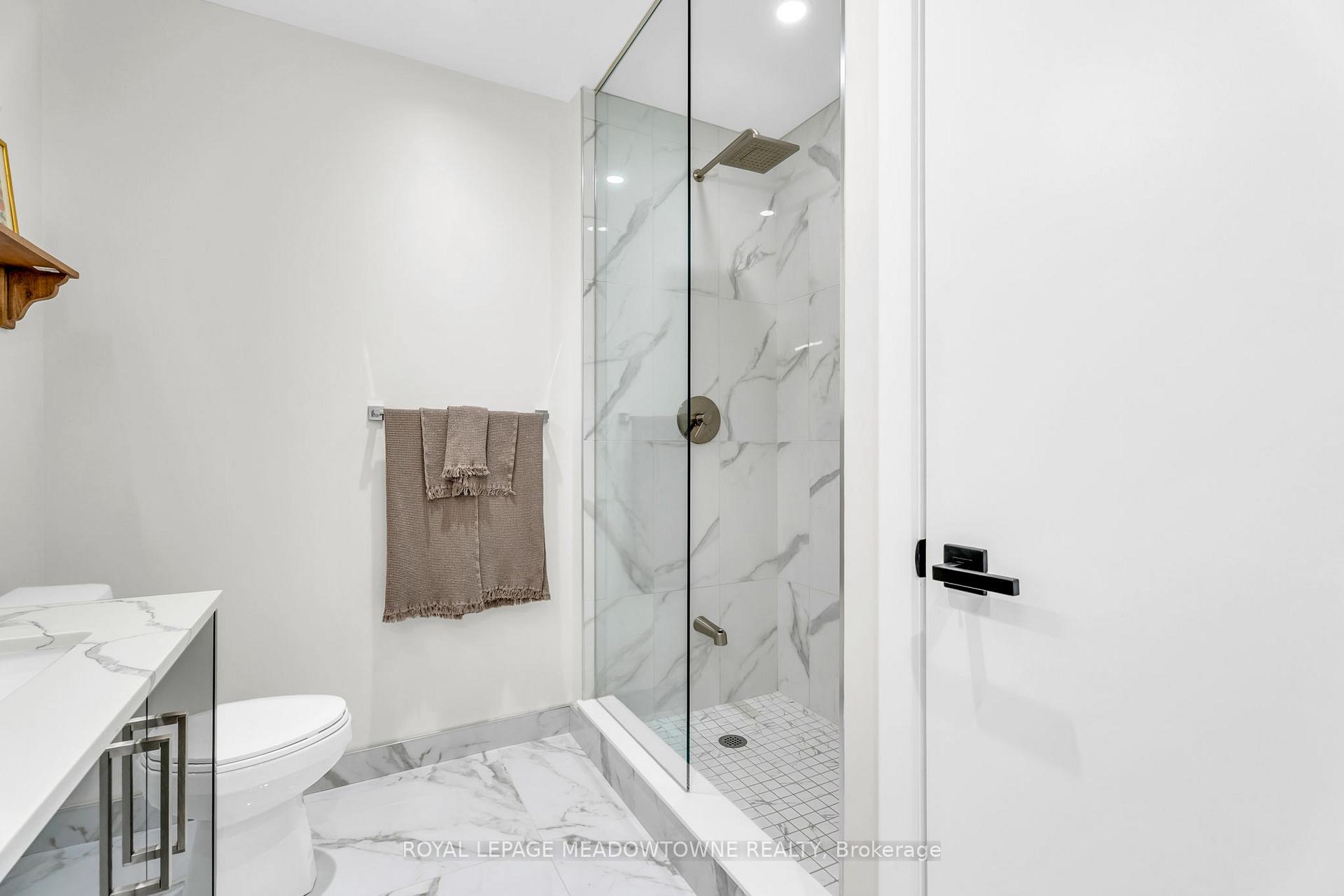 2 Bedrooms Condo at 840 St Clair, Toronto For sale