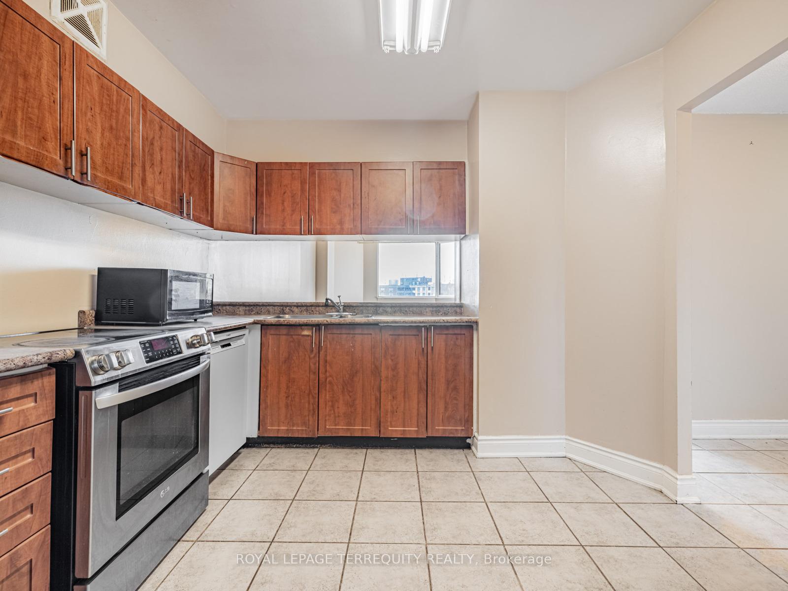 3 Bedrooms Condo at 234 Albion, Toronto For sale