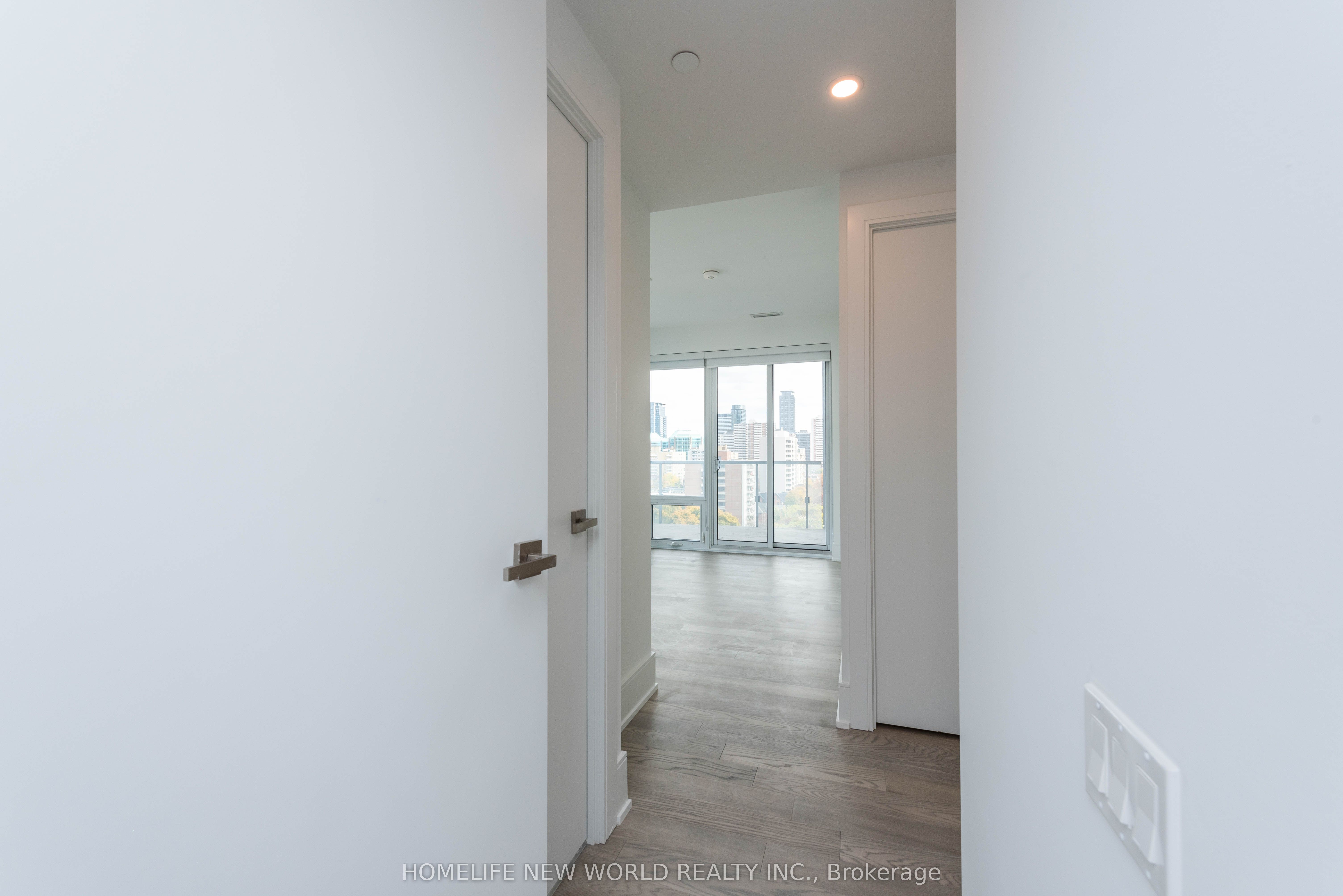 1 Gloucester Street, #1116