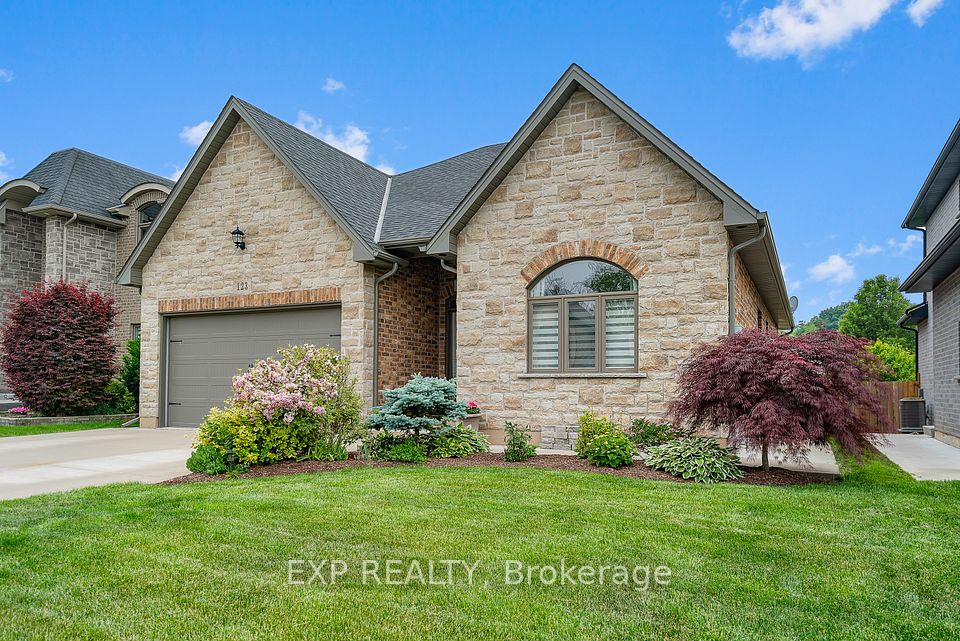 123 Forest Ridge