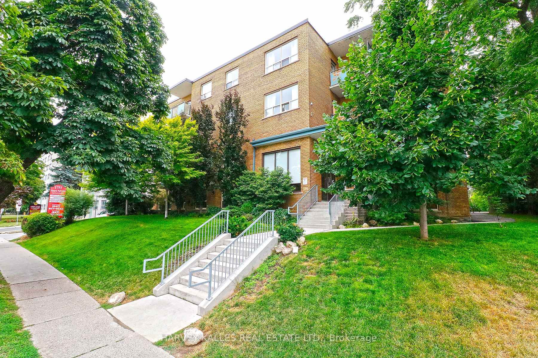 1751 Victoria Pk Avenue 201