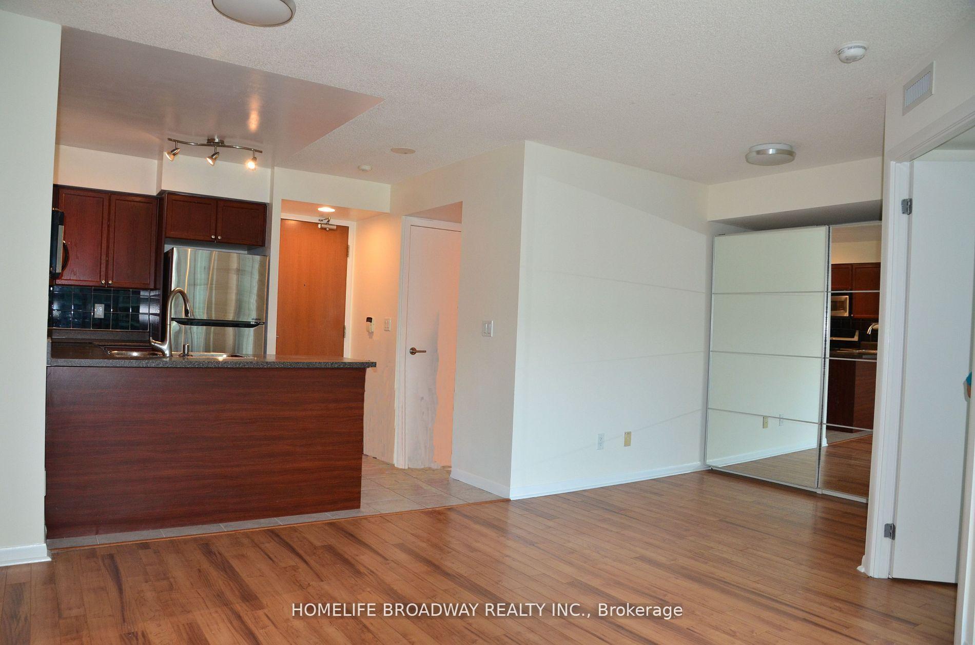 2 Bedrooms Condo at 219 Fort York,  Toronto For sale