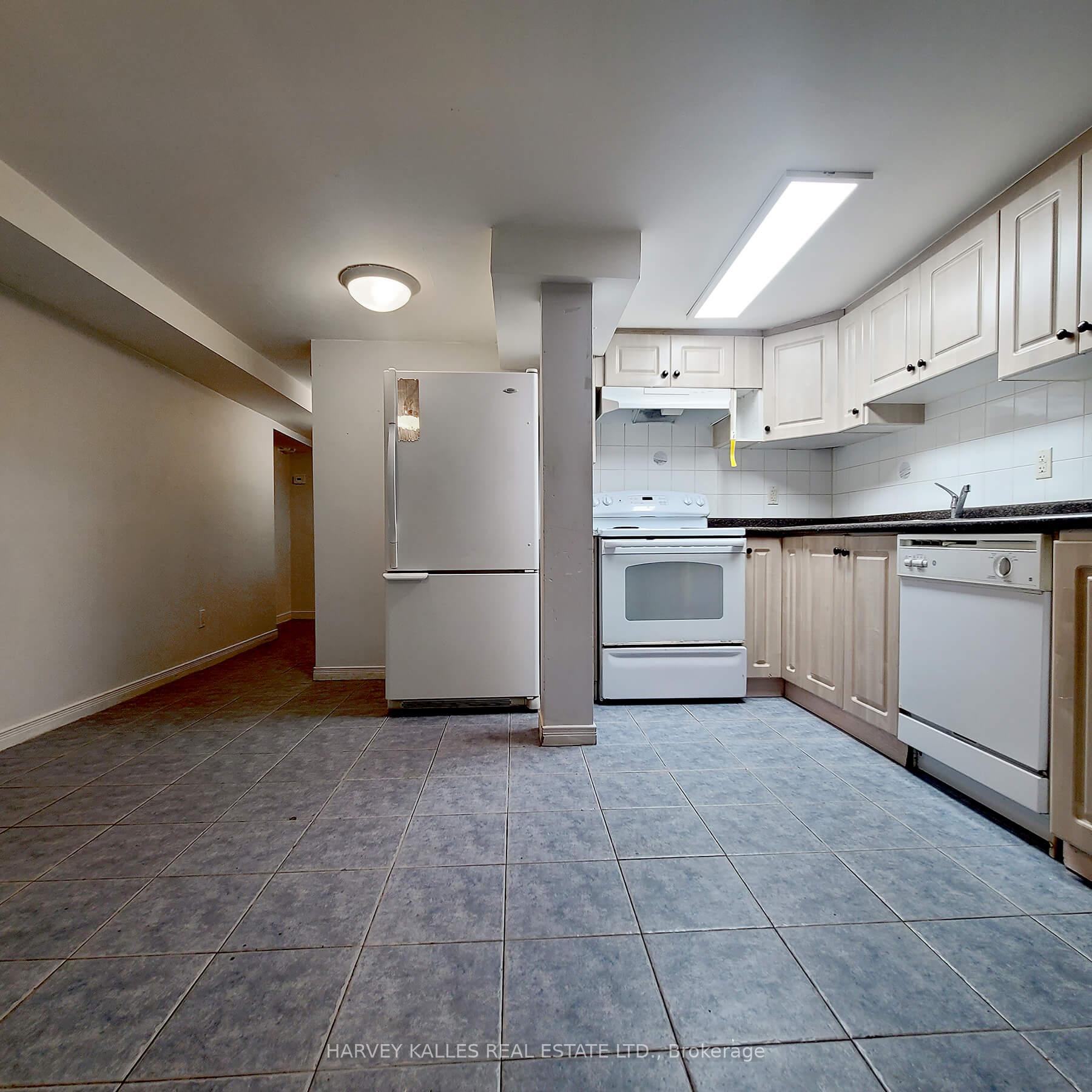 4 Poplar Plains Crescent B Rear