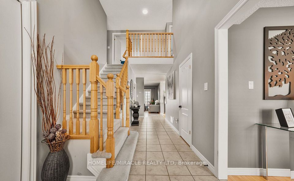 22 Devonleigh Drive, Amaranth, ON L9V 3J3