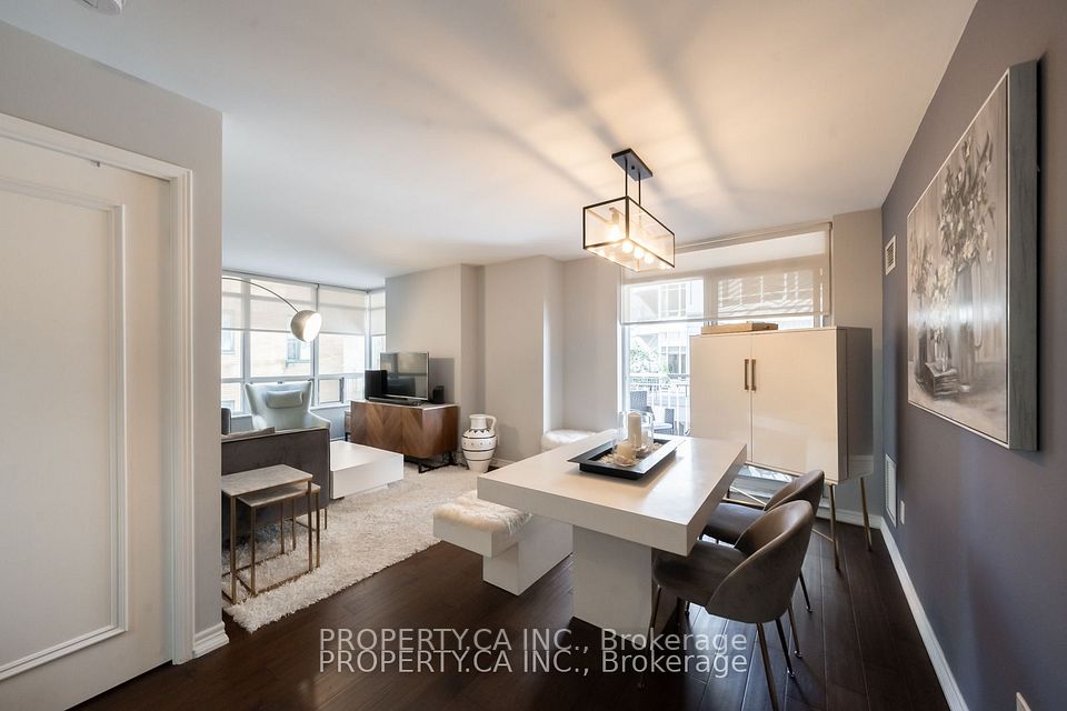60 St Clair