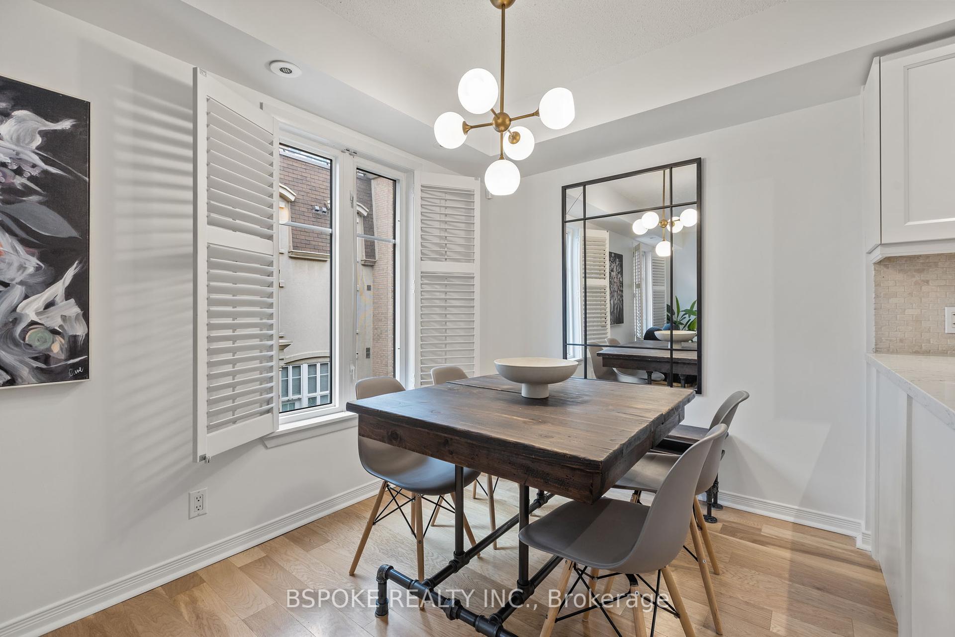 2 Bedrooms Condo at 46 Western Battery, Toronto For sale