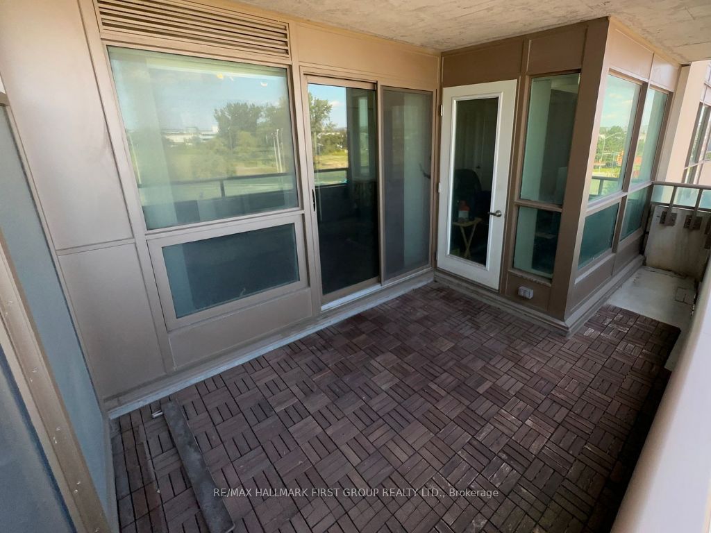75 Norman Bethune Avenue #422, Richmond Hill Beaver Creek Business Park