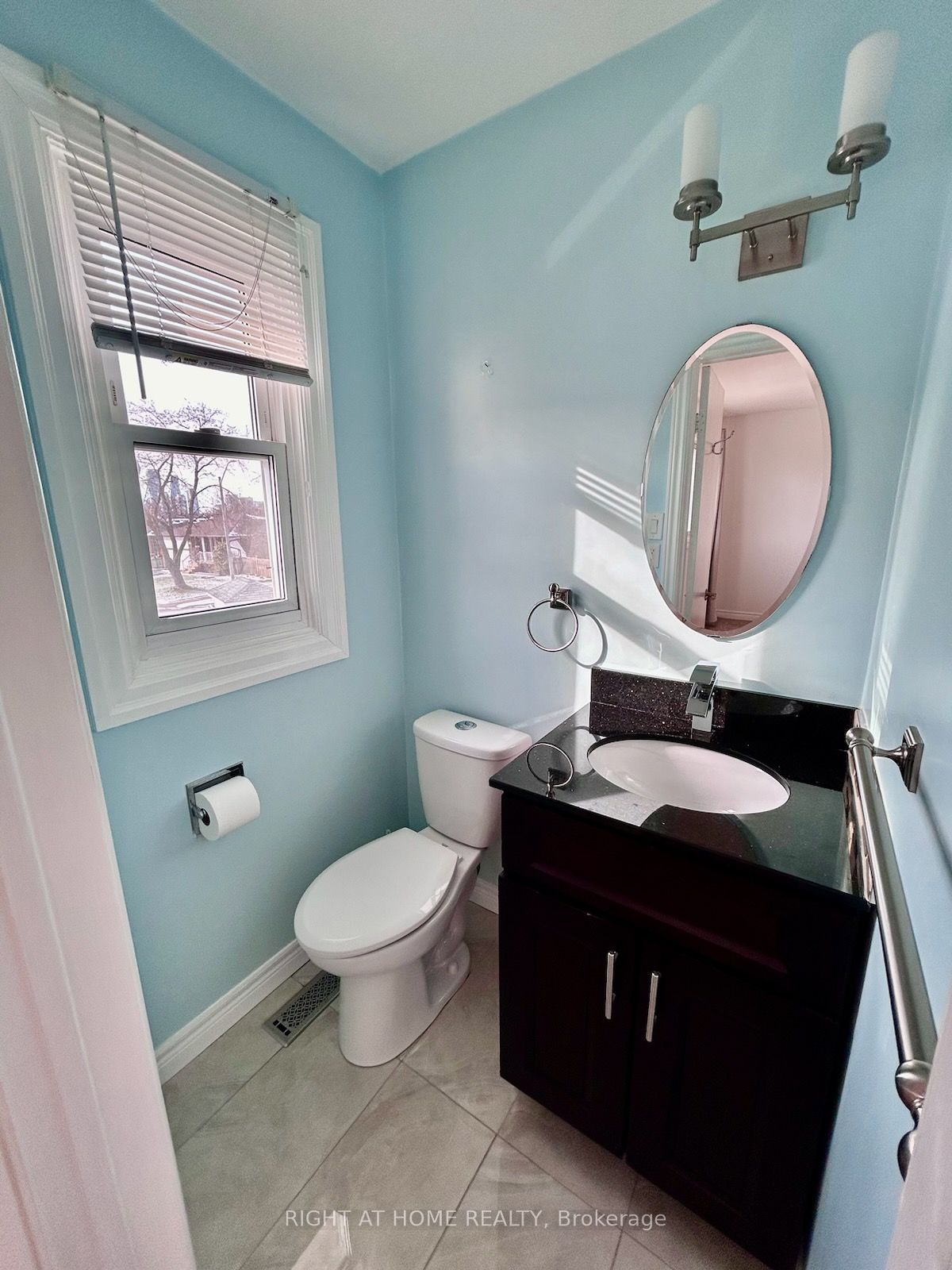 725 Vermouth Avenue, #39