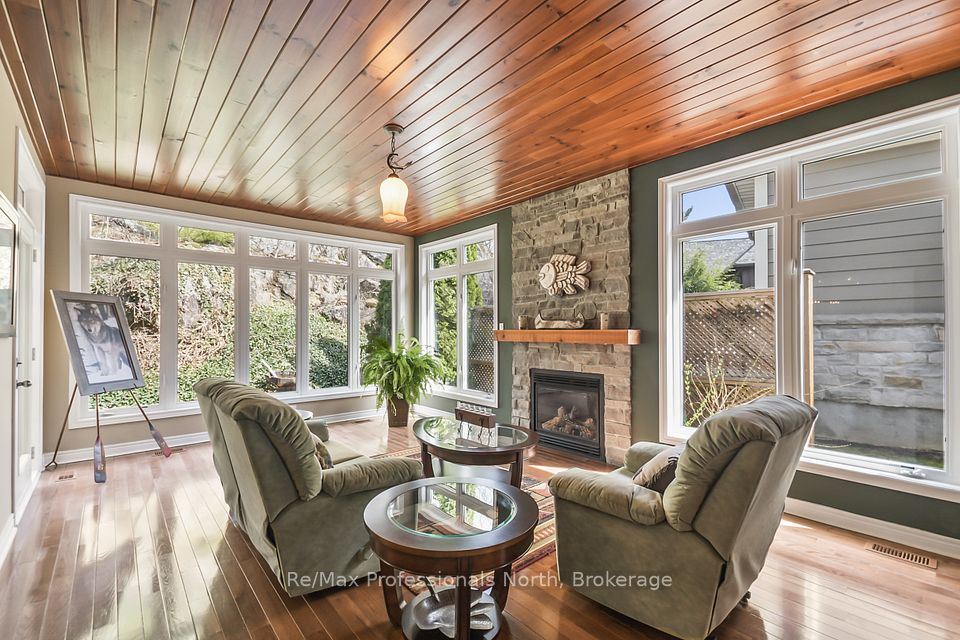 15 MUSKOKA BAY Boulevard
