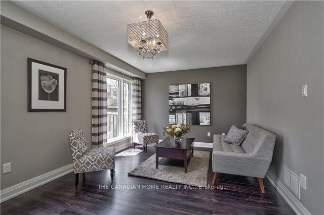 2250 Oakhaven Drive