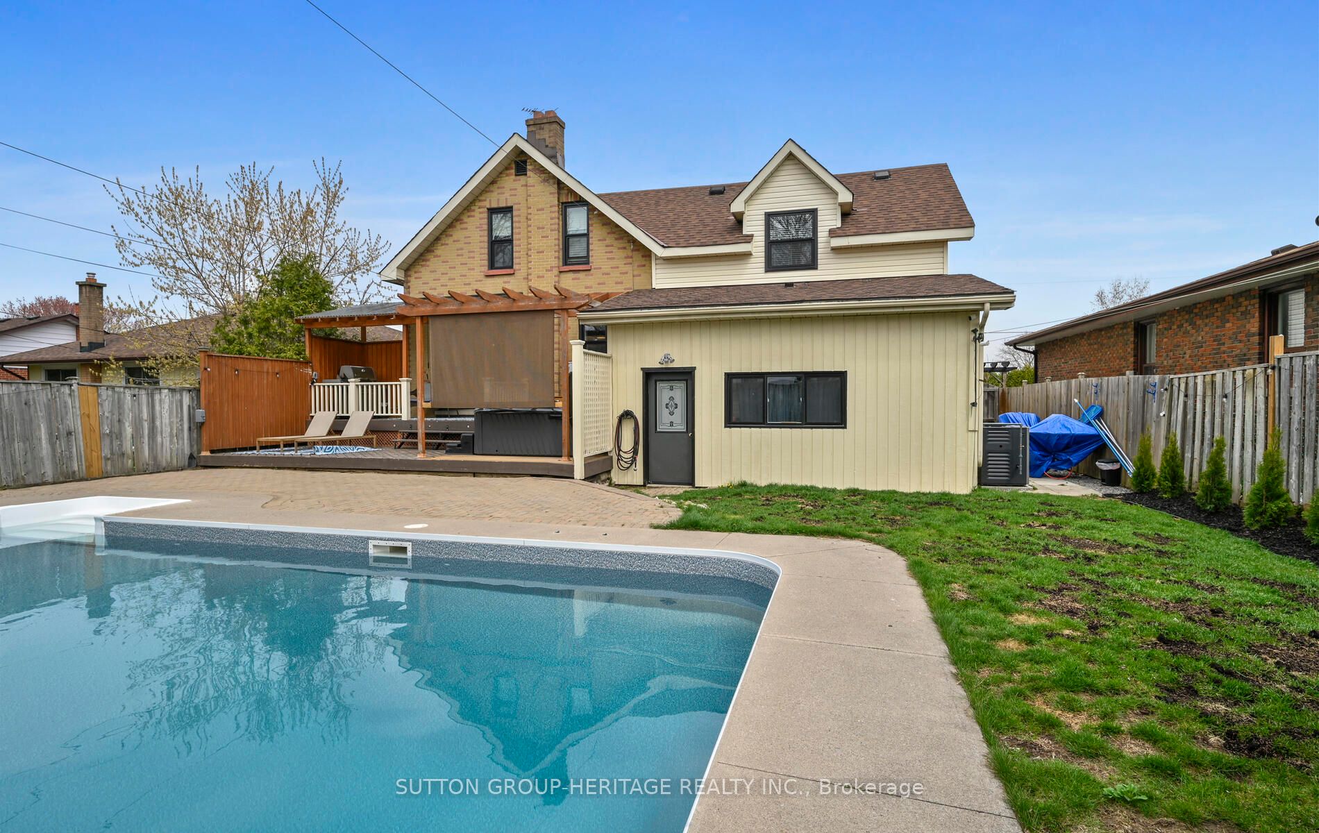 423 Fairleigh Avenue