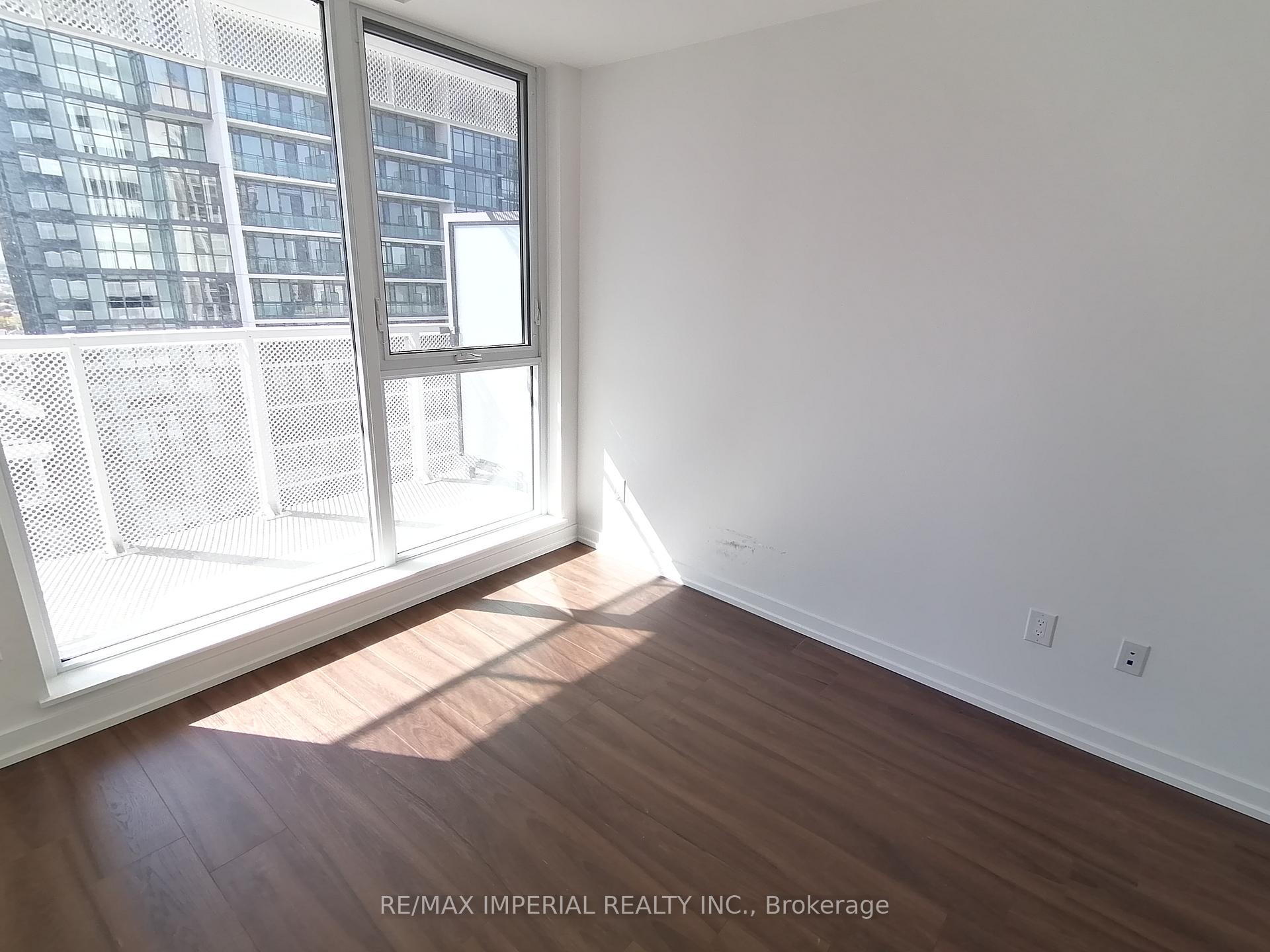 1 Bedroom Condo at 4065 Confederation,  Mississauga For sale