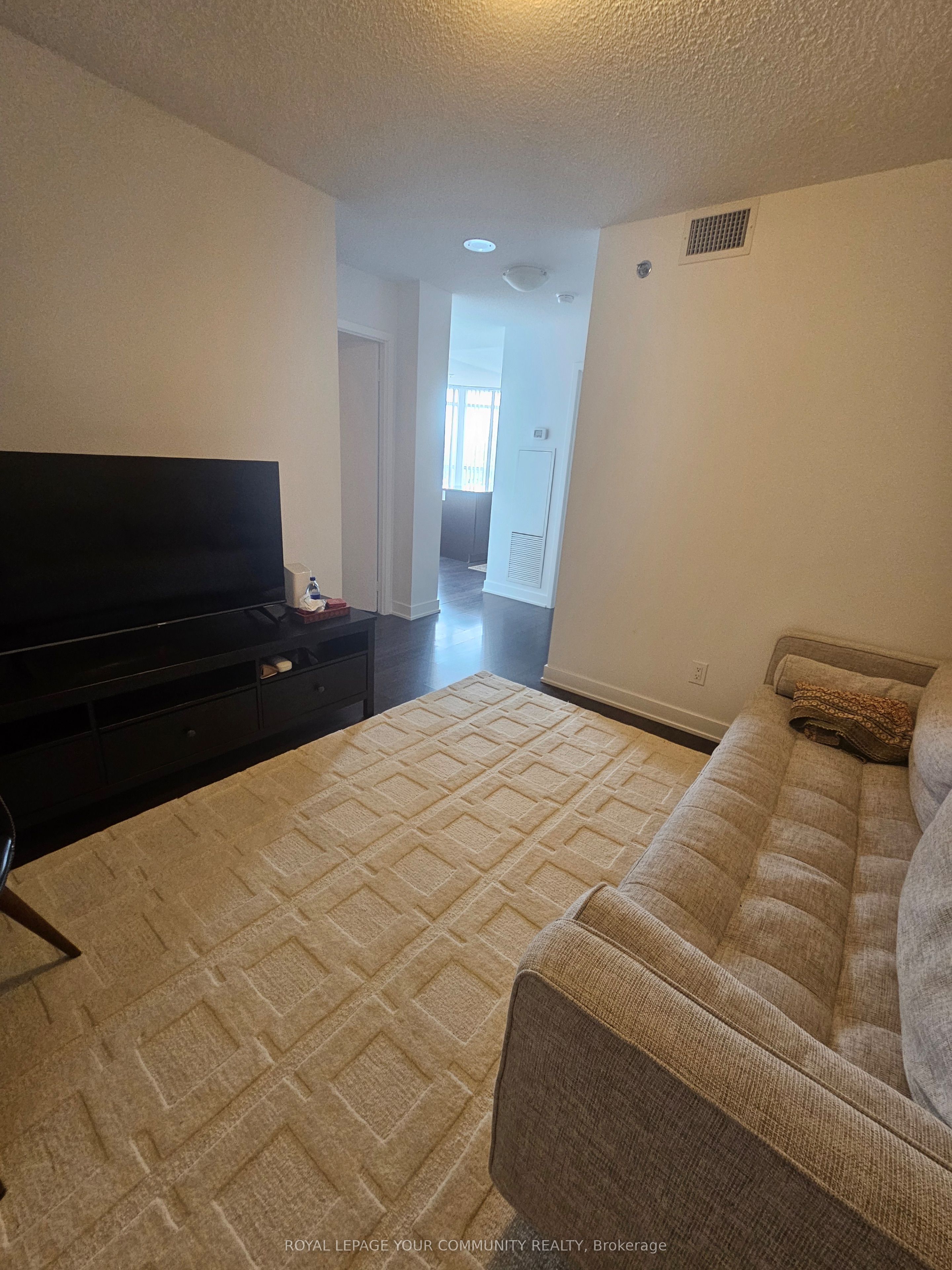 11 Superior Avenue, #406