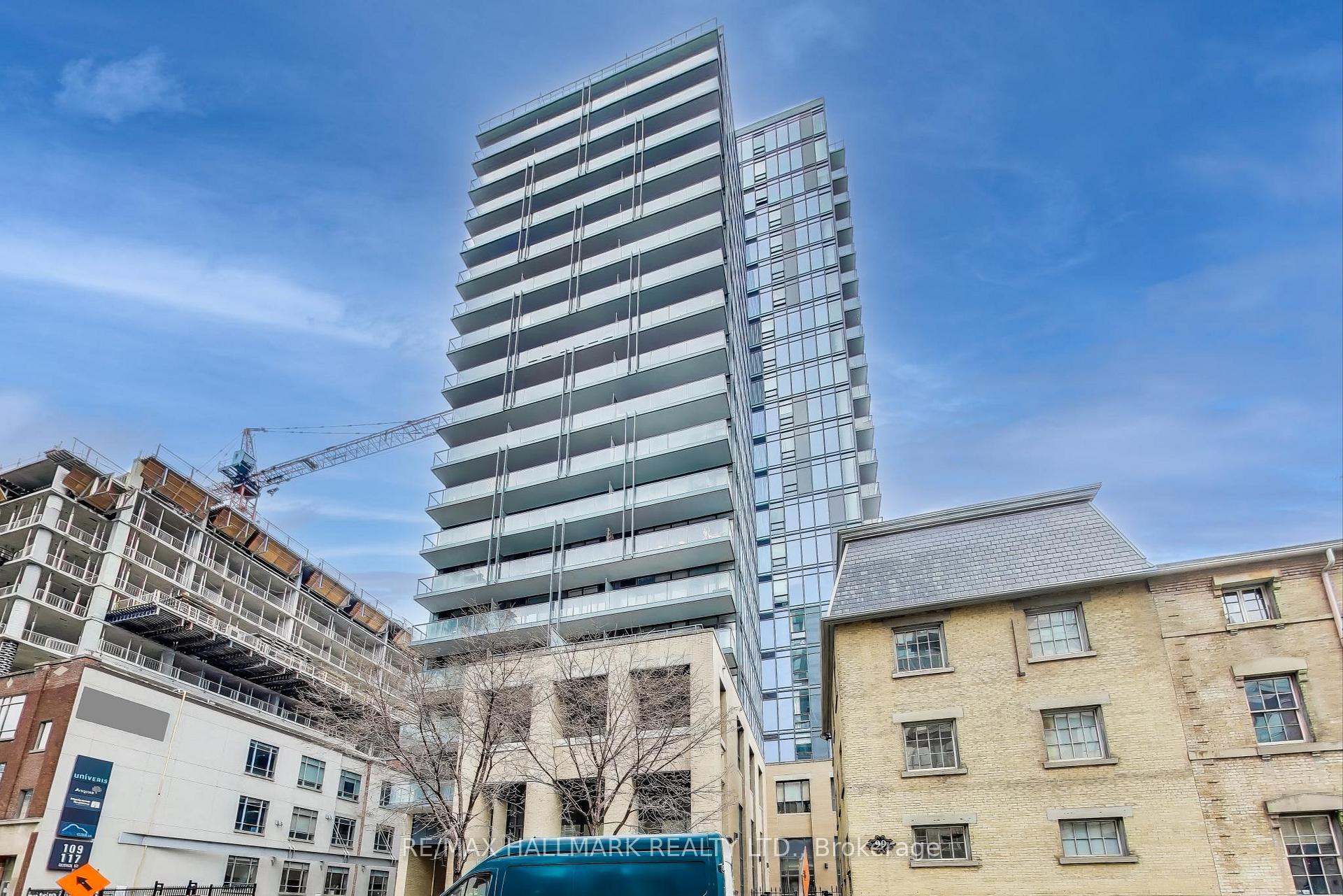 2 Bedrooms Condo at 105 George, Toronto For sale