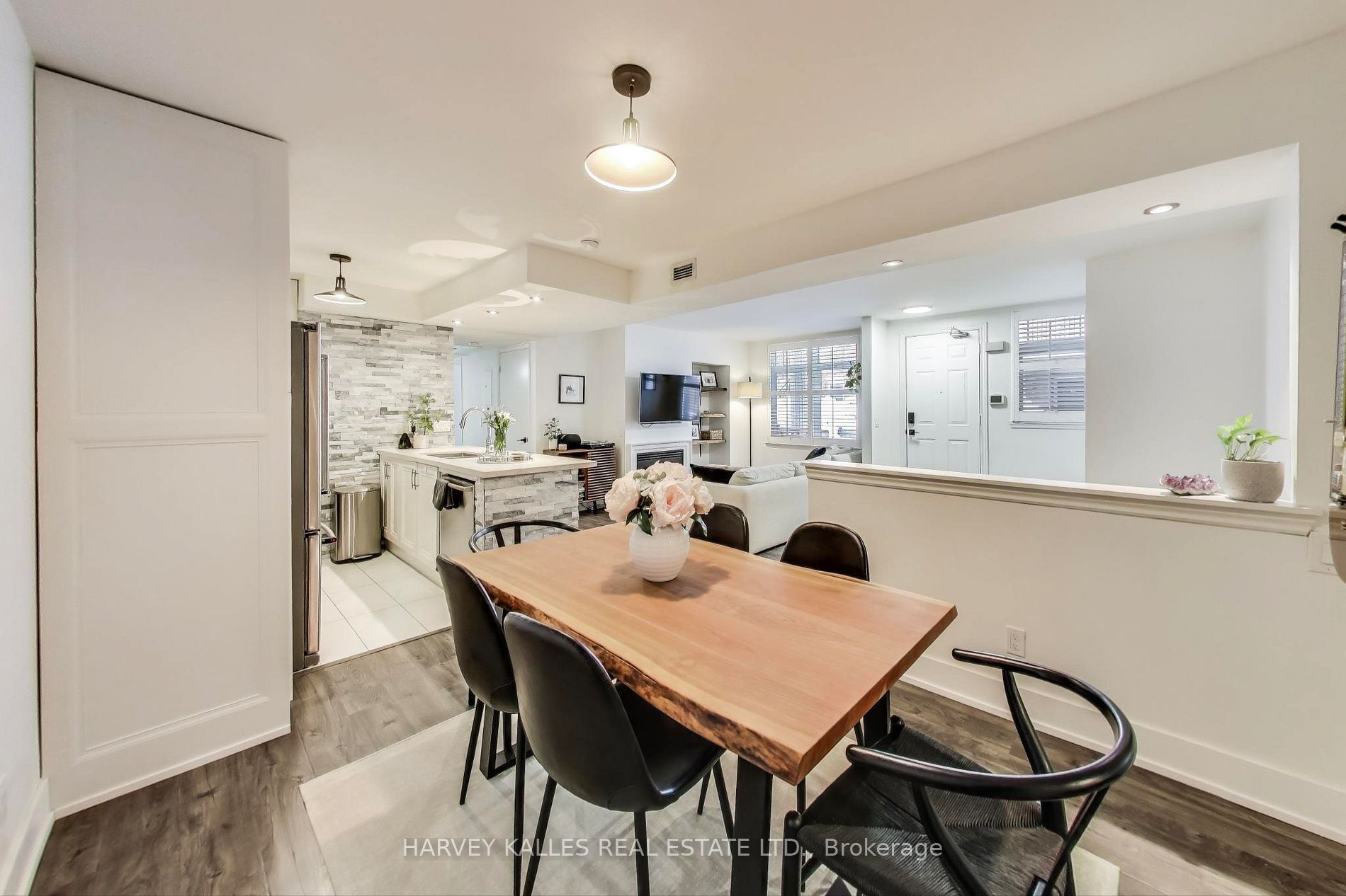 85 Lillian Street 10