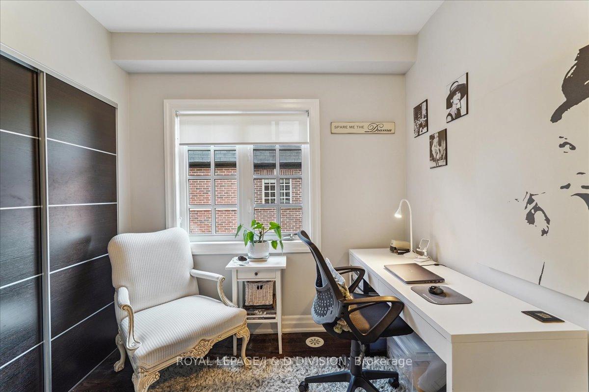 4 Bedrooms Condo at 361 Roehampton, Toronto For sale