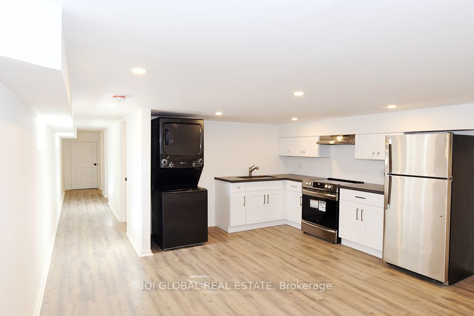 2509 Dufferin