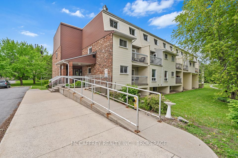 1010 Pembridge