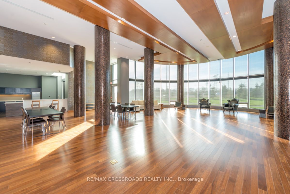 253 South Park Road, #909