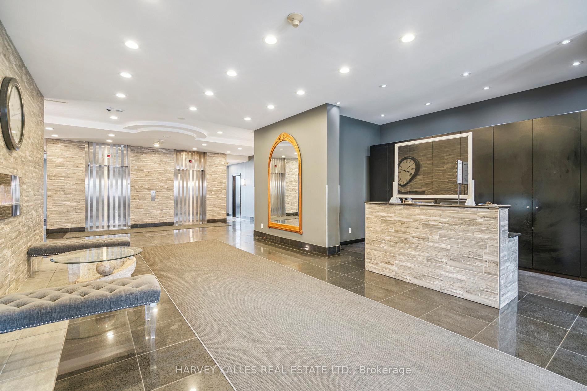 135 James Street S 414